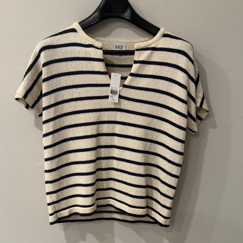 BKE short Sleeve Top - Picture 1 of 4